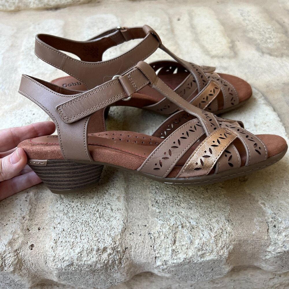 Cobb Hill Lorna Sandal 7.5M taupe gold low heel arch support comfort NEW